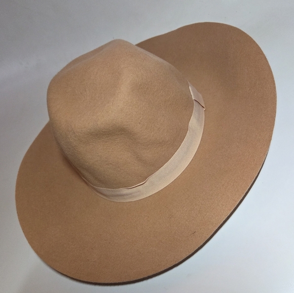 Wallaroo Aspen Wool Indie Boho Minimalist Neutral Fedora Women's Classic Hat. - Picture 7 of 9